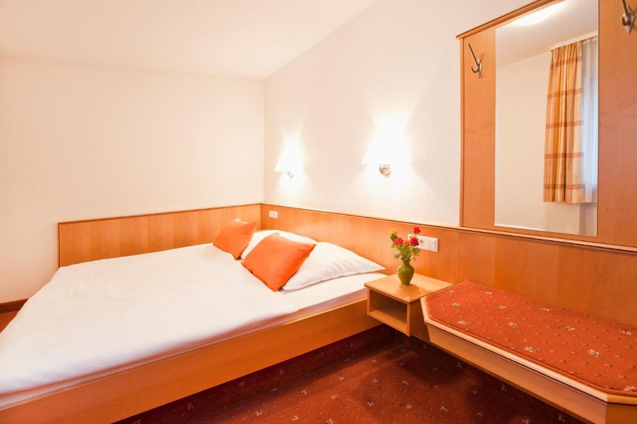 Hotel Kaeferstein Garni Nuremberg Exterior photo